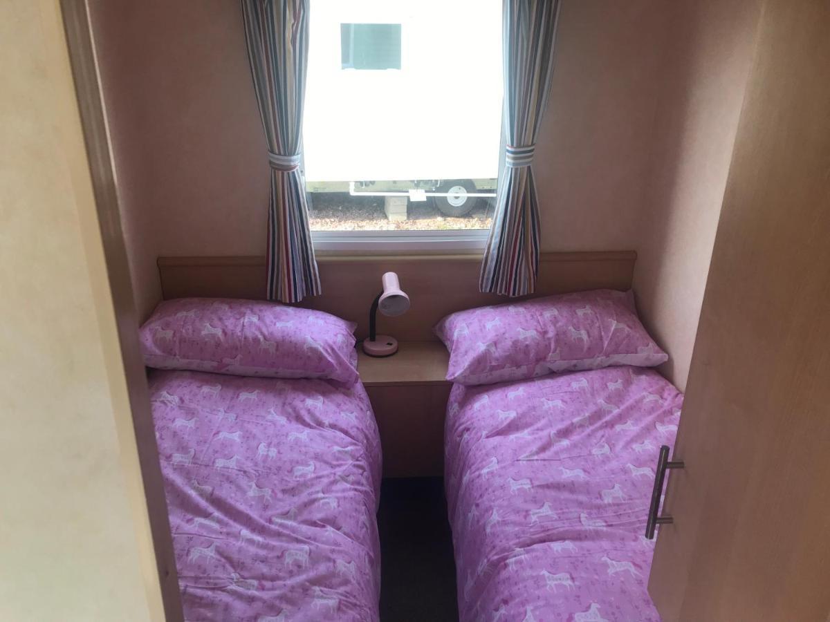 Caravan 50. Nairn Lochloy Holiday Park Eksteriør billede